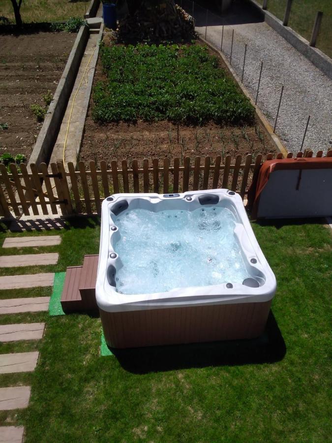 Apartamento Rural Casa Paco Con Jacuzzi Exterior Y Barbacoa Aínsa Exteriör bild